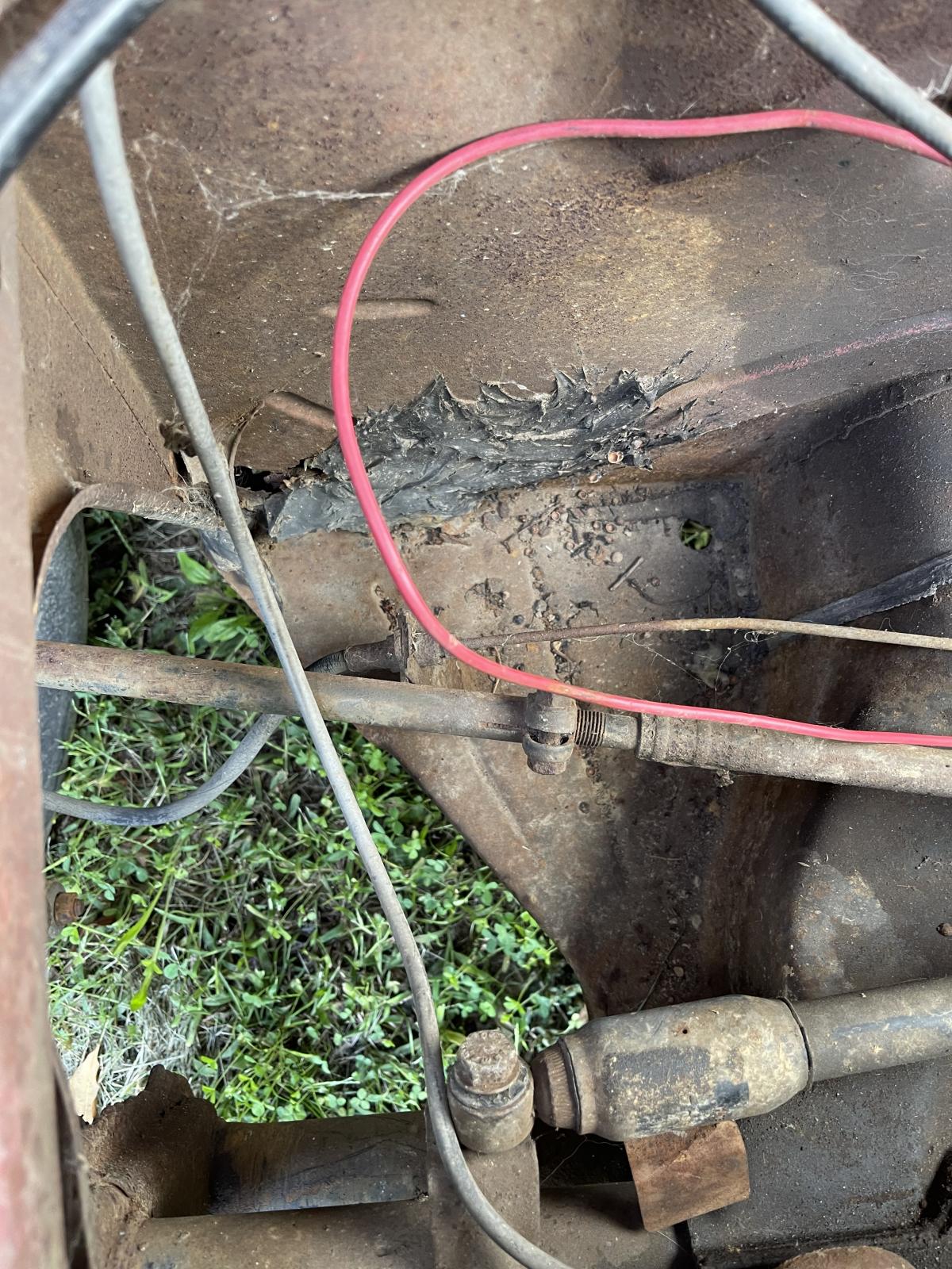 Image may have been reduced in size. Click image to view fullscreen.