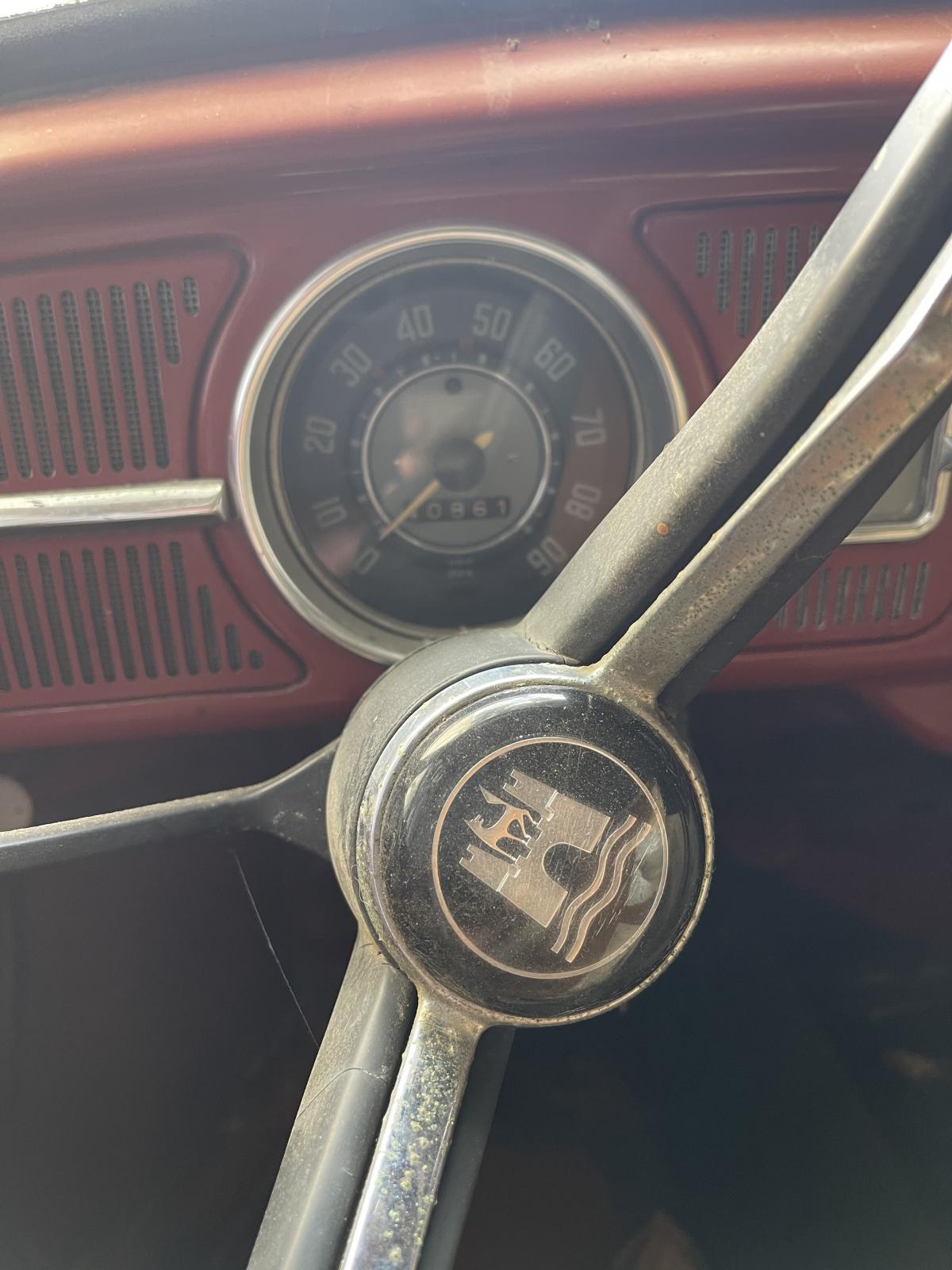 Image may have been reduced in size. Click image to view fullscreen.