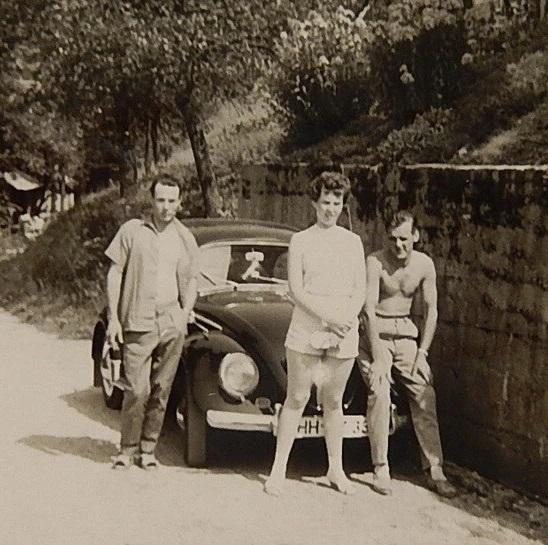 Image may have been reduced in size. Click image to view fullscreen.