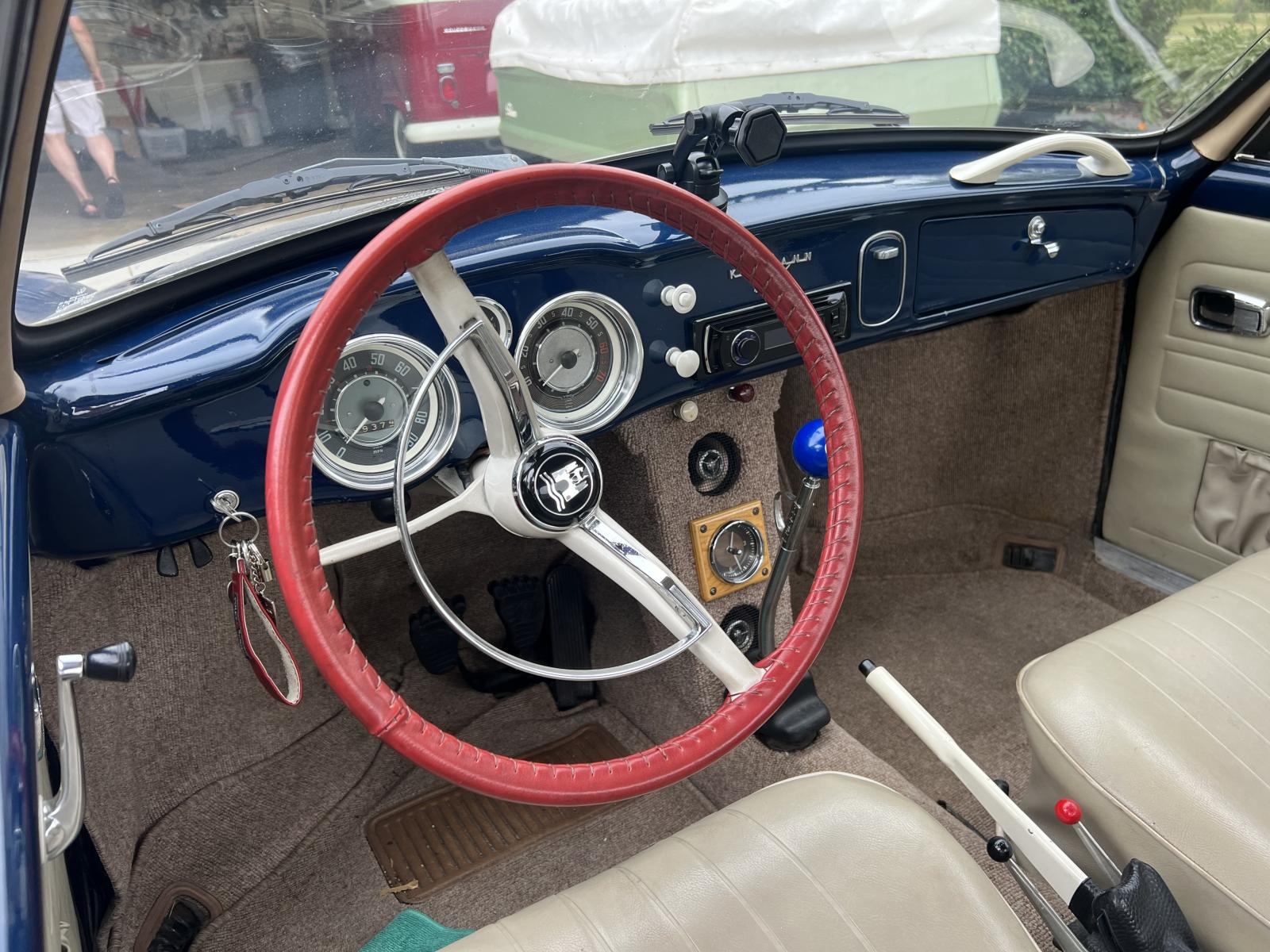 Image may have been reduced in size. Click image to view fullscreen.