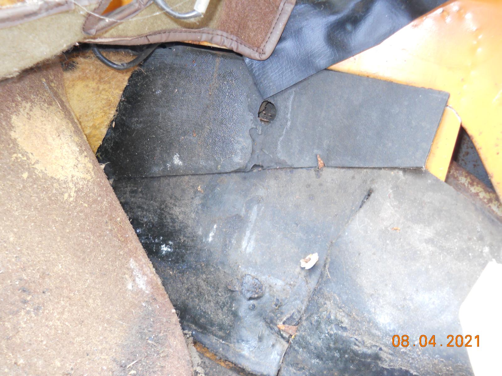Image may have been reduced in size. Click image to view fullscreen.