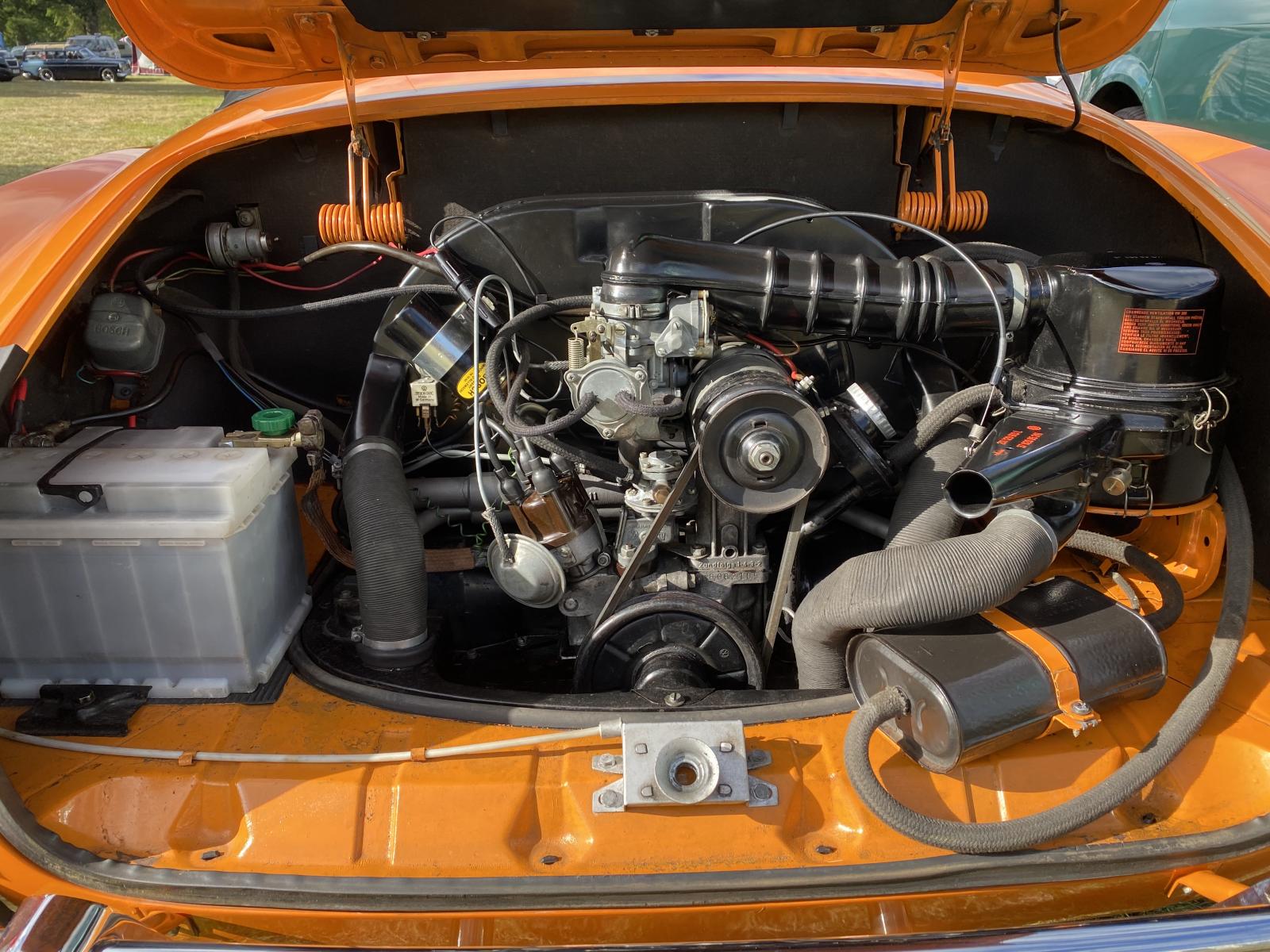 Image may have been reduced in size. Click image to view fullscreen.