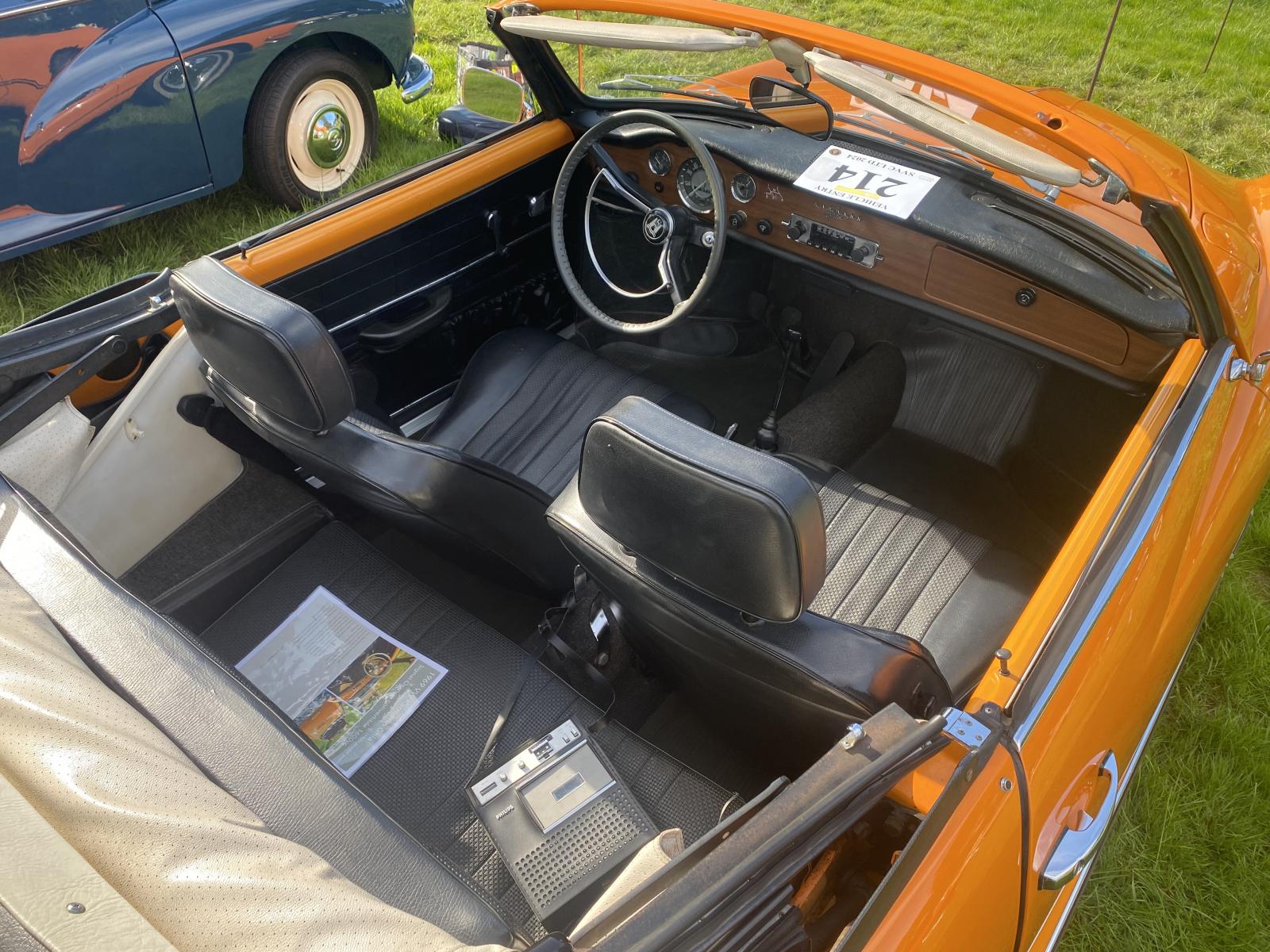 Image may have been reduced in size. Click image to view fullscreen.