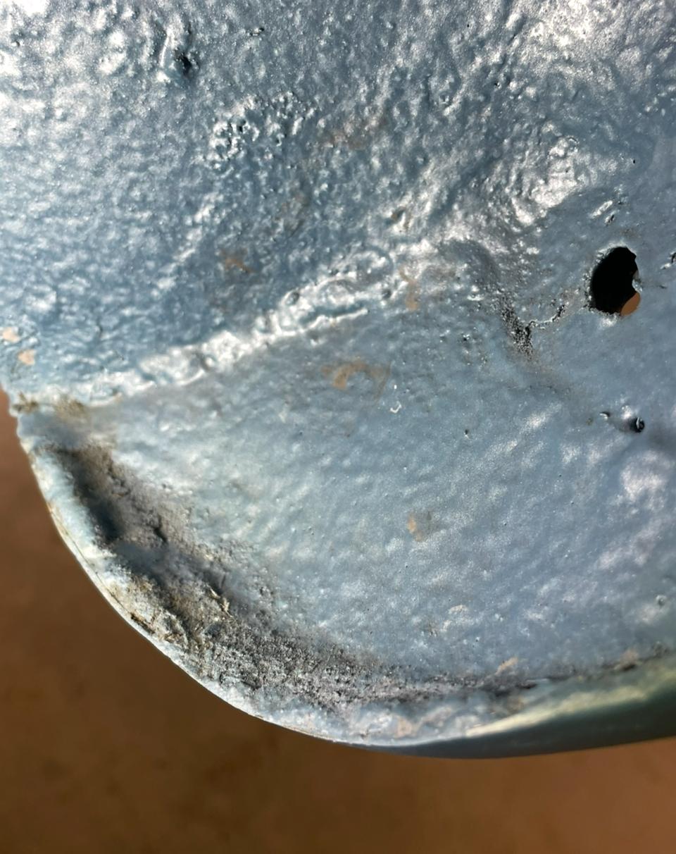 Image may have been reduced in size. Click image to view fullscreen.