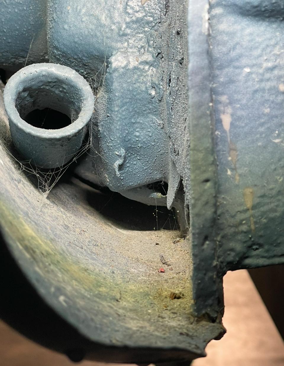 Image may have been reduced in size. Click image to view fullscreen.