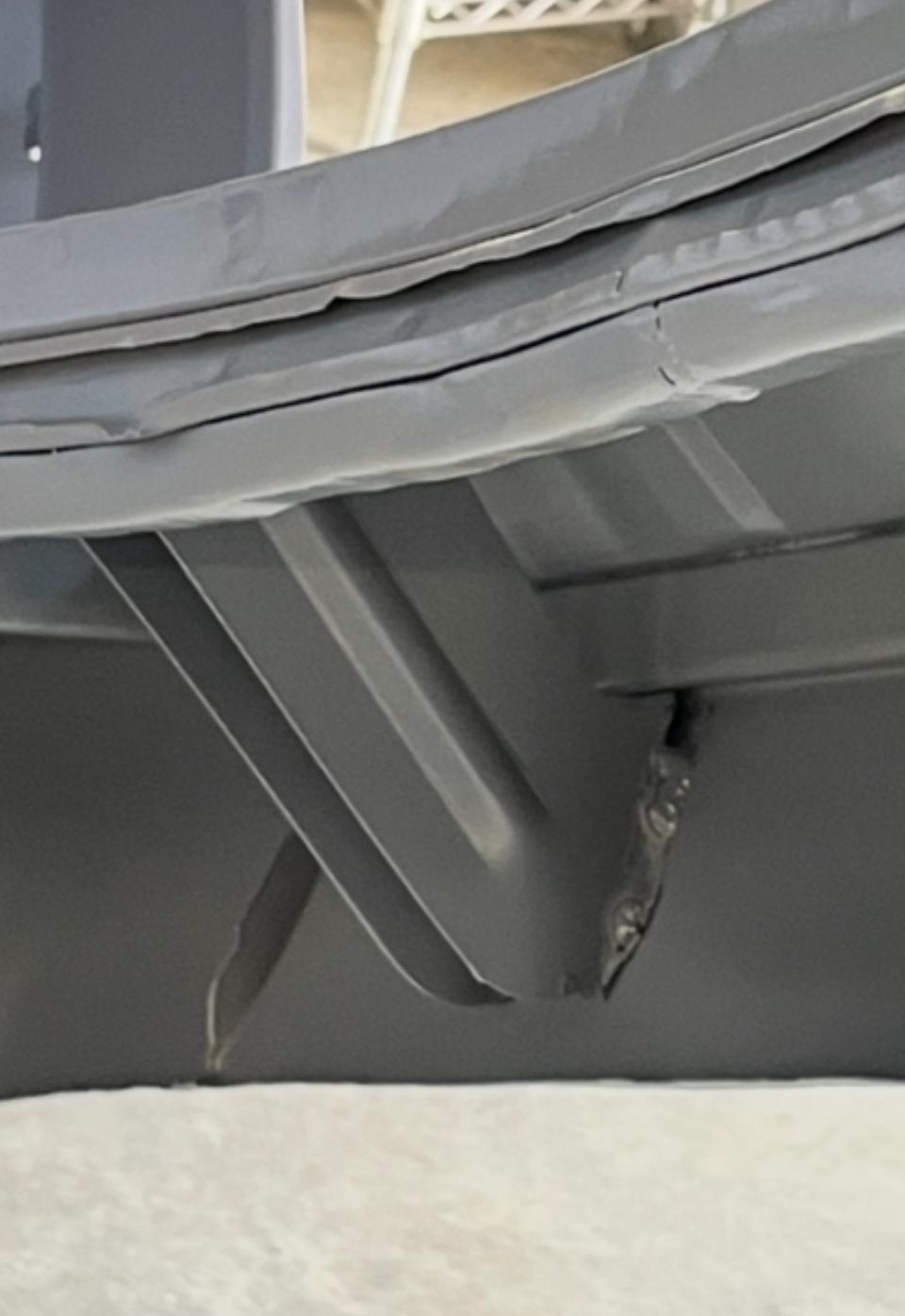 Image may have been reduced in size. Click image to view fullscreen.