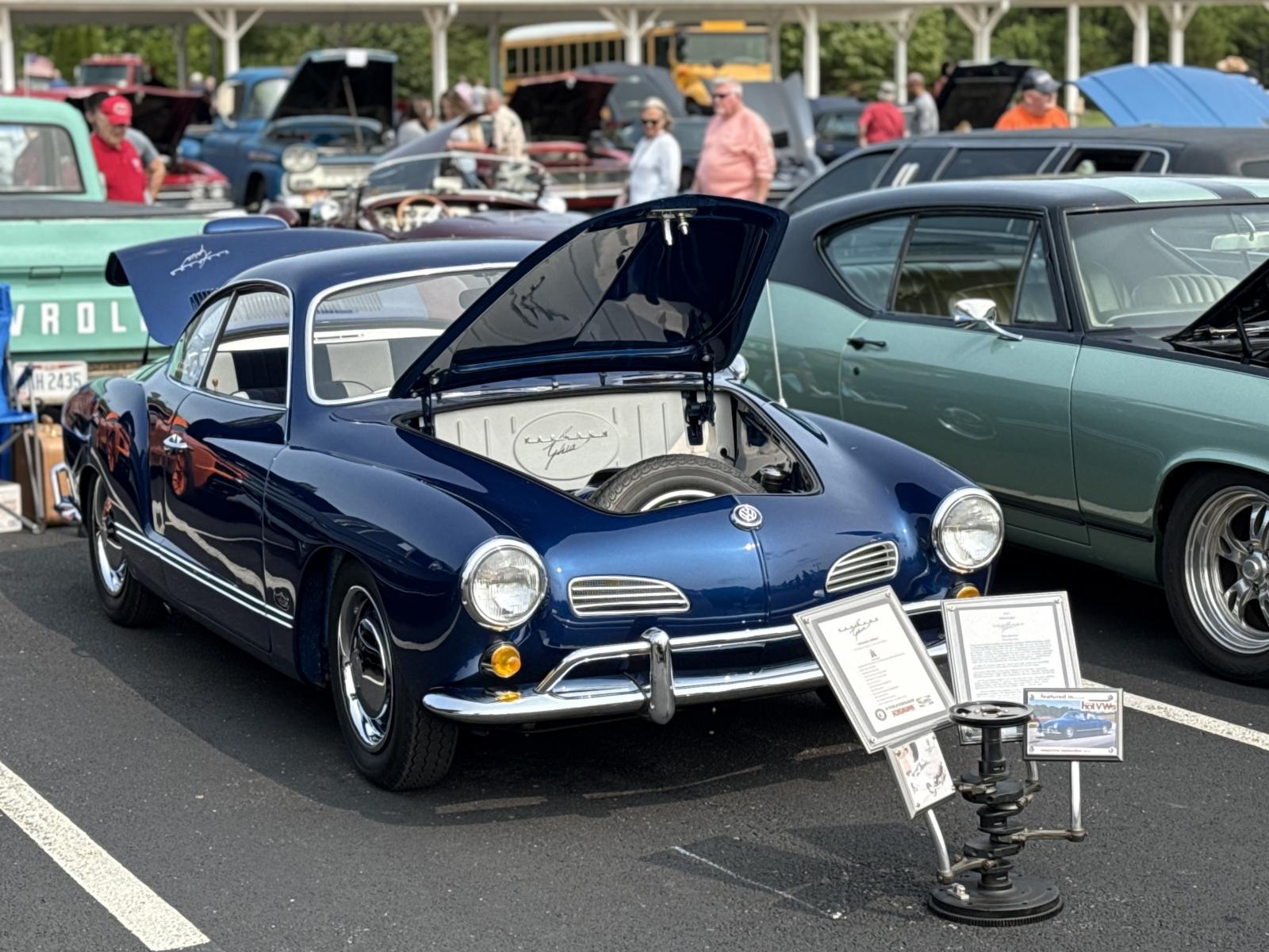 Image may have been reduced in size. Click image to view fullscreen.