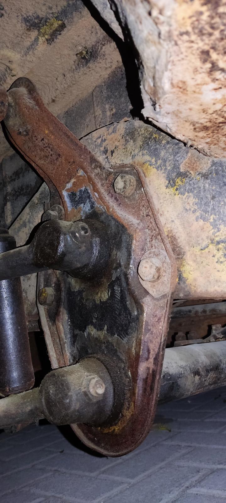 Image may have been reduced in size. Click image to view fullscreen.