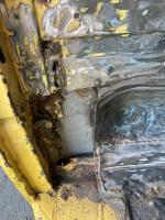 VW T2 behind front wheel well