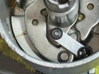 Distributor lock