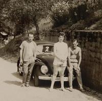 Vintage VW oval window photo