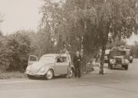 vintage vw split window photo