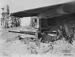 4.7-inch (120&nbsp;mm) gun protecting the anti-submarine boom at Fort Lytton, 1943
