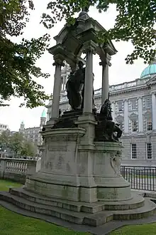 Lord Dufferin monument