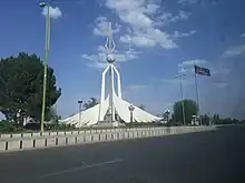 Khorramdarreh moallem Square