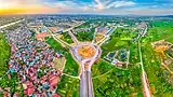 Intersection of Hùng Vương street and Đồng Sơn bridge