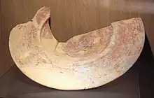 Image 20Phoenician plate with red slip, 7th century BCE, excavated on Mogador Island, Essaouira. Sidi Mohammed ben Abdallah Museum. (from History of Morocco)