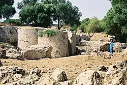 Column drum(s) in Cave di Cusa (73&nbsp;t)