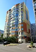 Ten-storey building