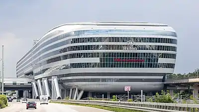 Office building The Squaire