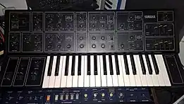 Yamaha CS-15